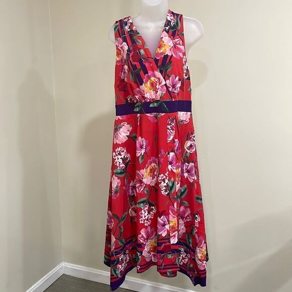 NWOT Chris McLaughlin Red Wrap Style Floral dress.  Size 14. - Picture 1 of 12